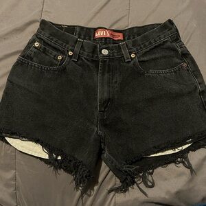 Levi’s Size 29 Black Relaxed Fit Short